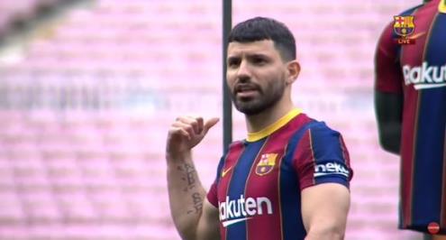 أجويرو يغيب عن مباراة برشلونة ويوفنتوس للإصابة